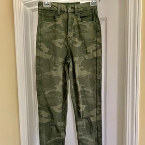 American Eagle Super High Rise Camo Jeggings
